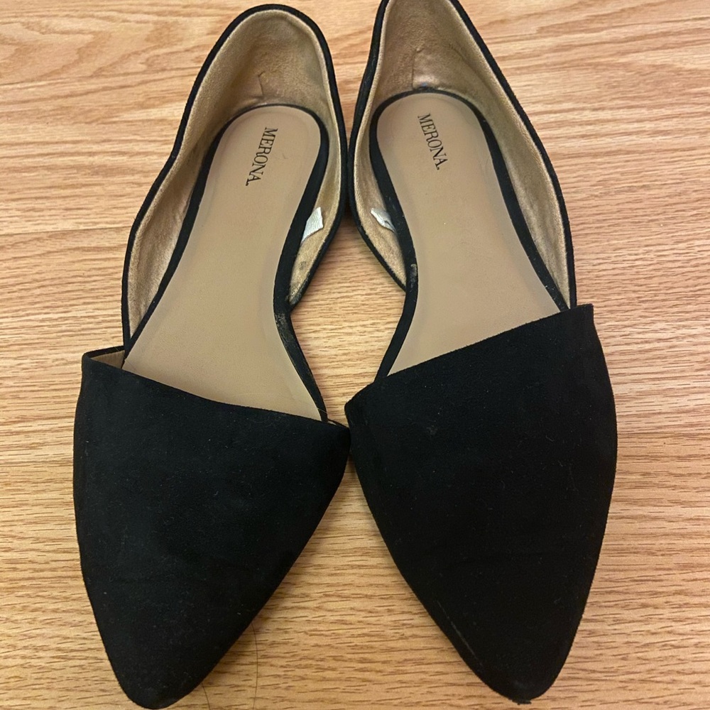 Black Ballet Flats